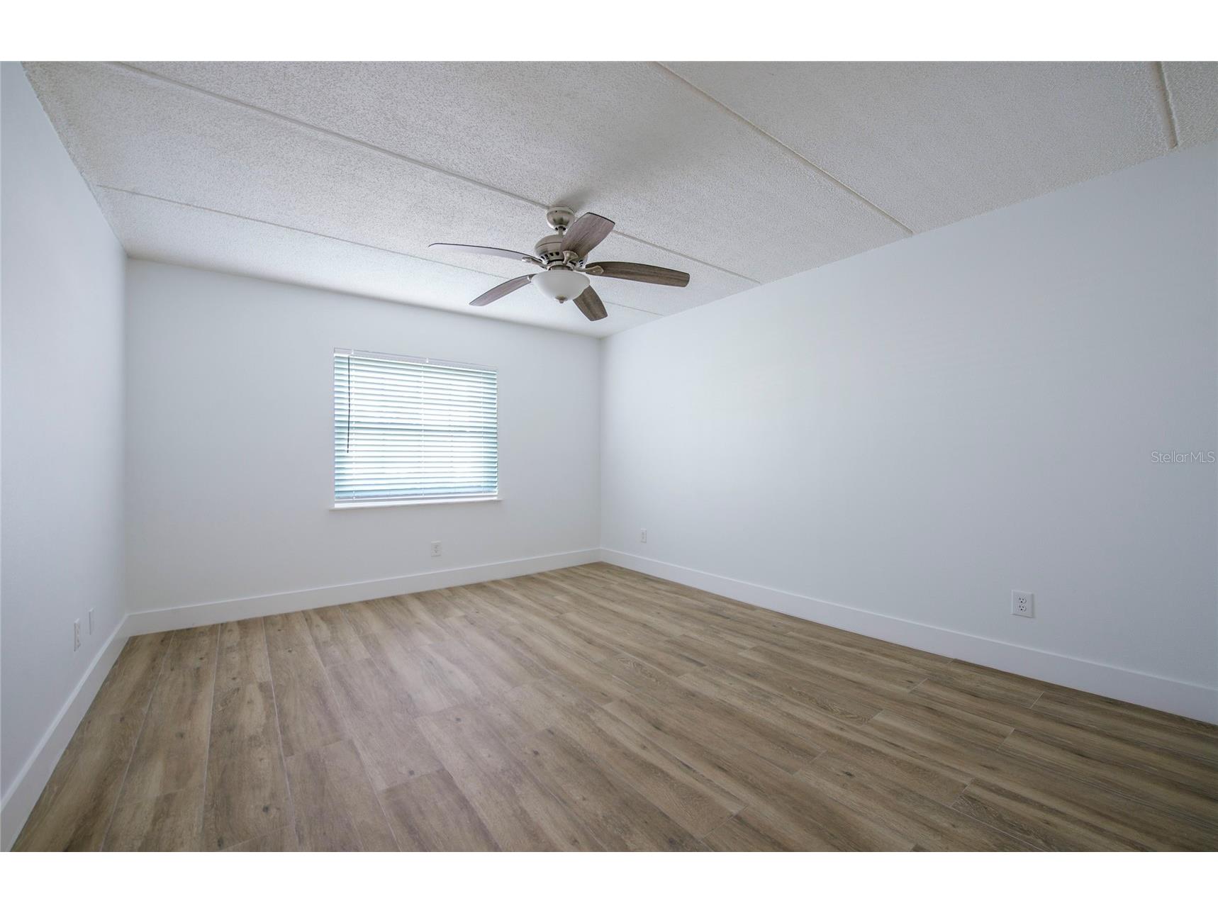 10365 Paradise Boulevard #9 Treasure Island FL 33706 TB8501562 image18