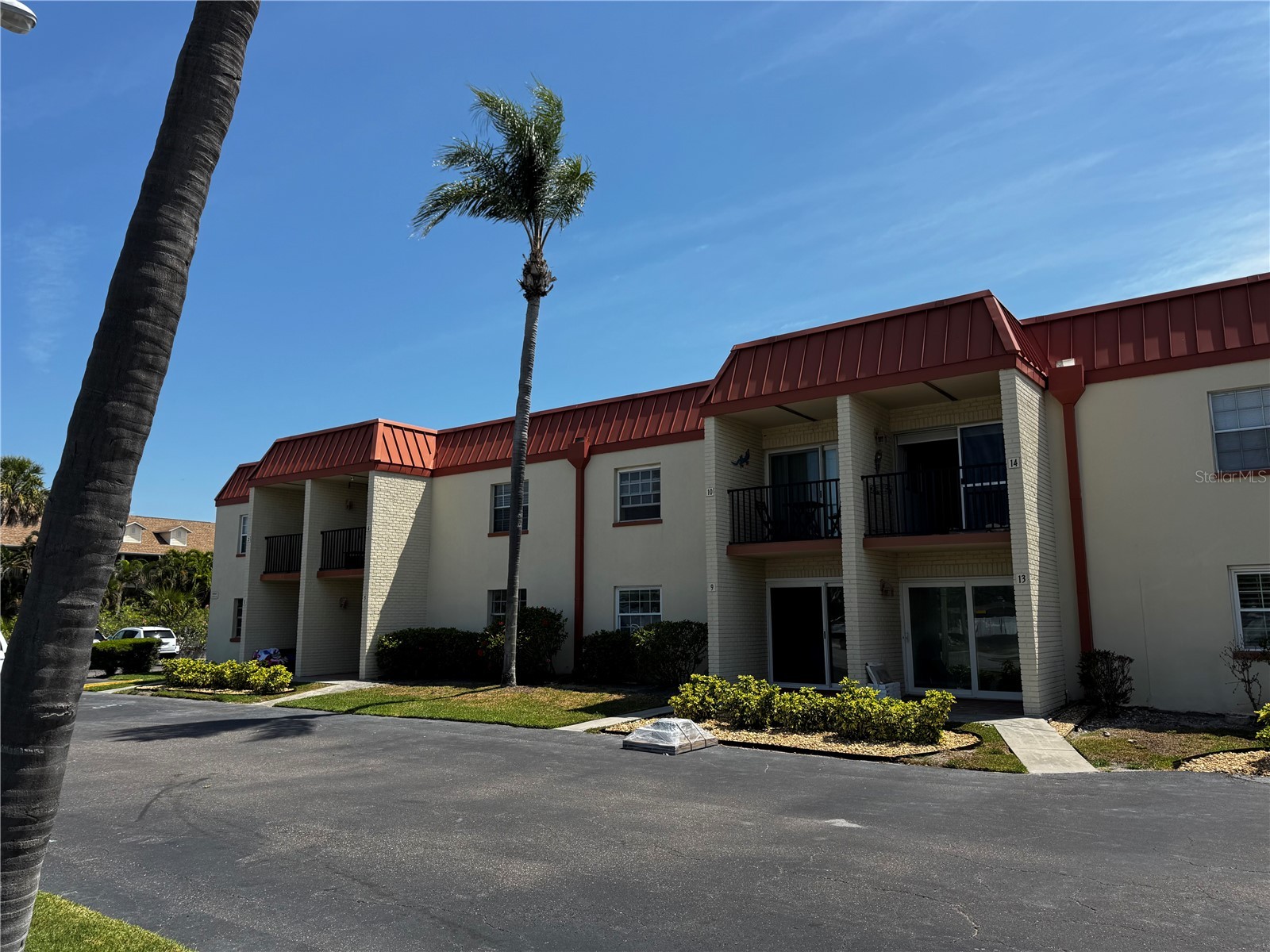10365 Paradise Boulevard #9 Treasure Island FL 33706 TB8501562 image2