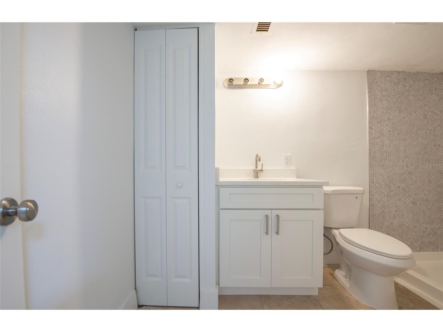 10365 Paradise Boulevard #9 Treasure Island FL 33706 TB8501562 image21
