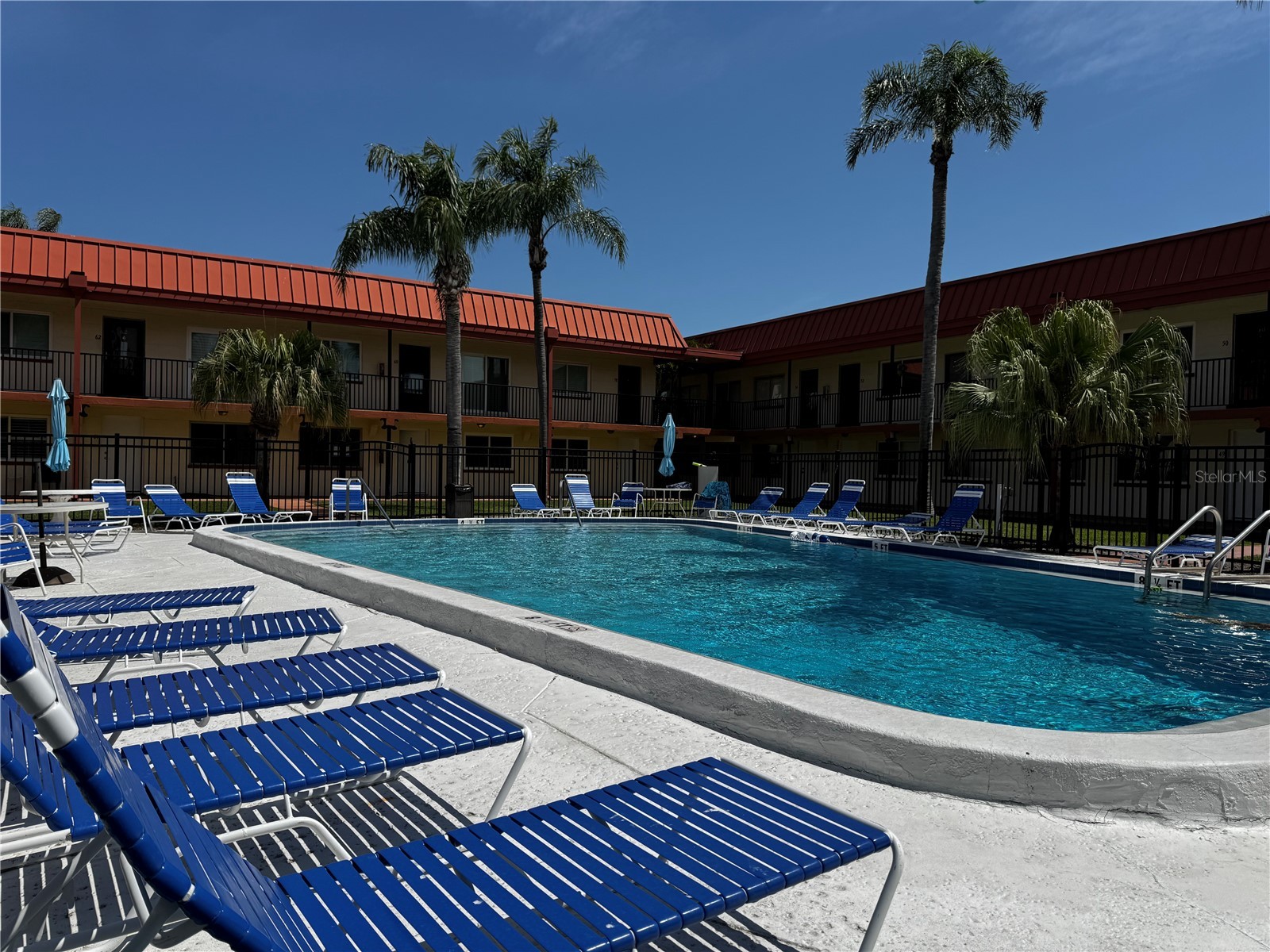 10365 Paradise Boulevard #9 Treasure Island FL 33706 TB8501562 image3