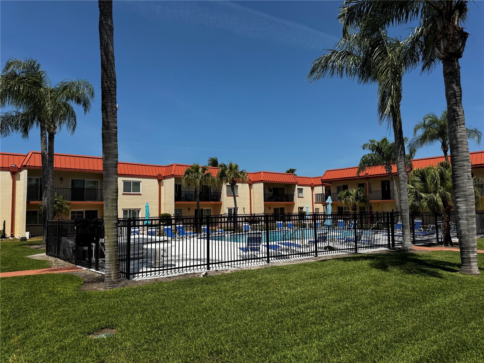10365 Paradise Boulevard #9 Treasure Island FL 33706 TB8501562 image4