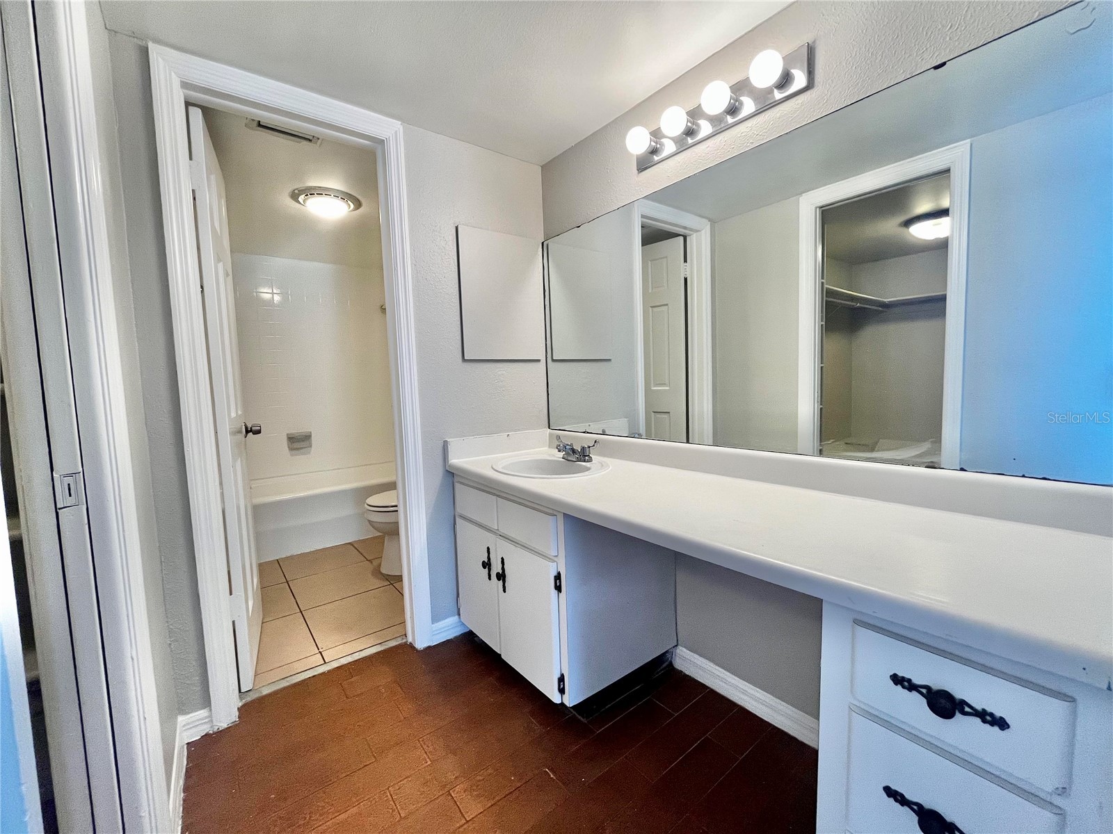 10368 Carrollwood Lane #234 Tampa FL 33618 TB8475313 image13