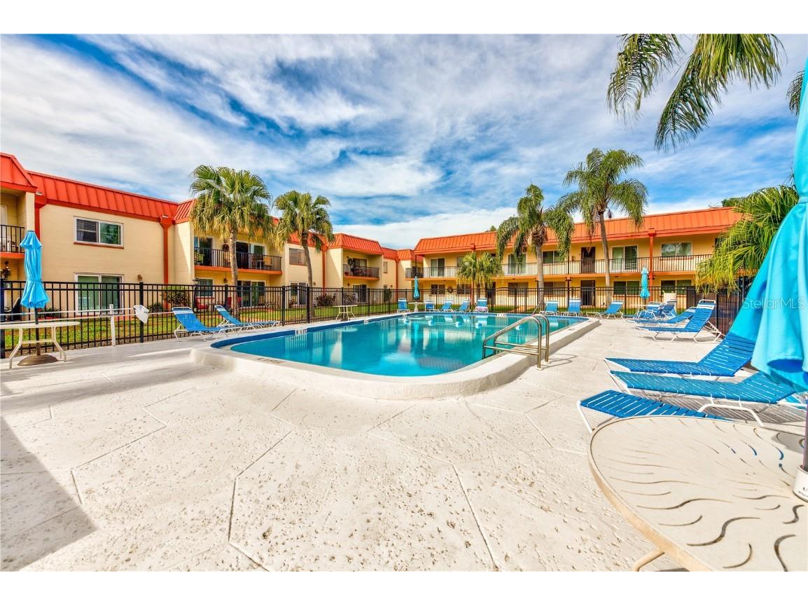 10369 Paradise Boulevard #59 Treasure Island FL 33706 U8224475 image1