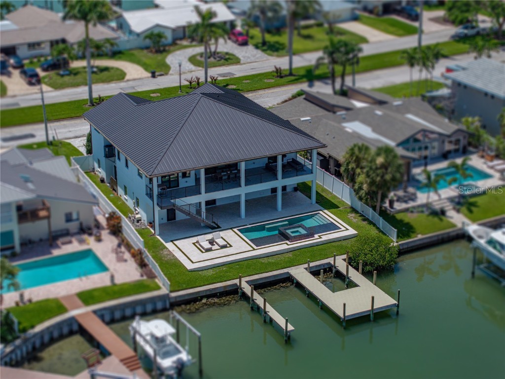 1037 79th Street S Saint Petersburg FL 33707 GC531303 image10