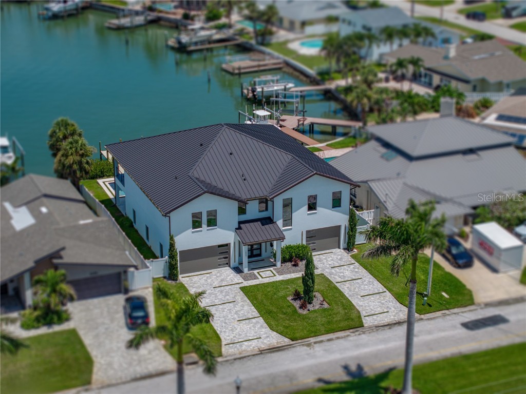 1037 79th Street S Saint Petersburg FL 33707 GC531303 image11