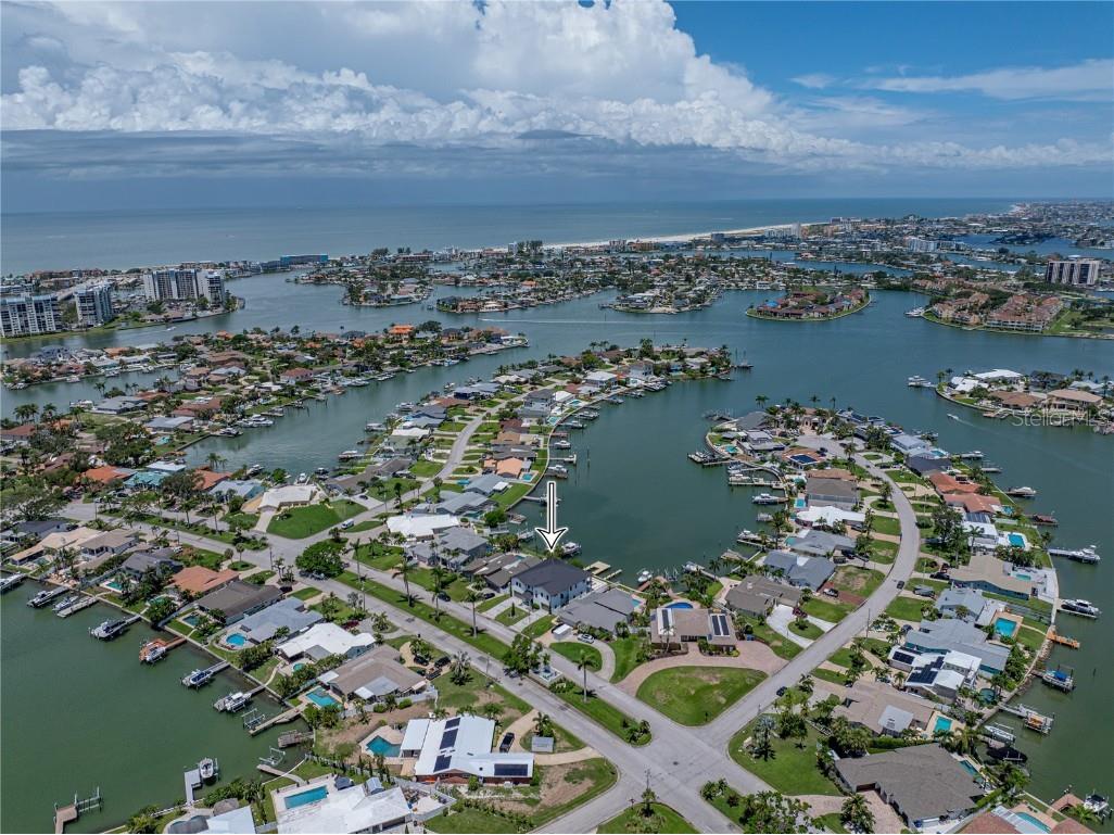 1037 79th Street S Saint Petersburg FL 33707 GC531303 image15