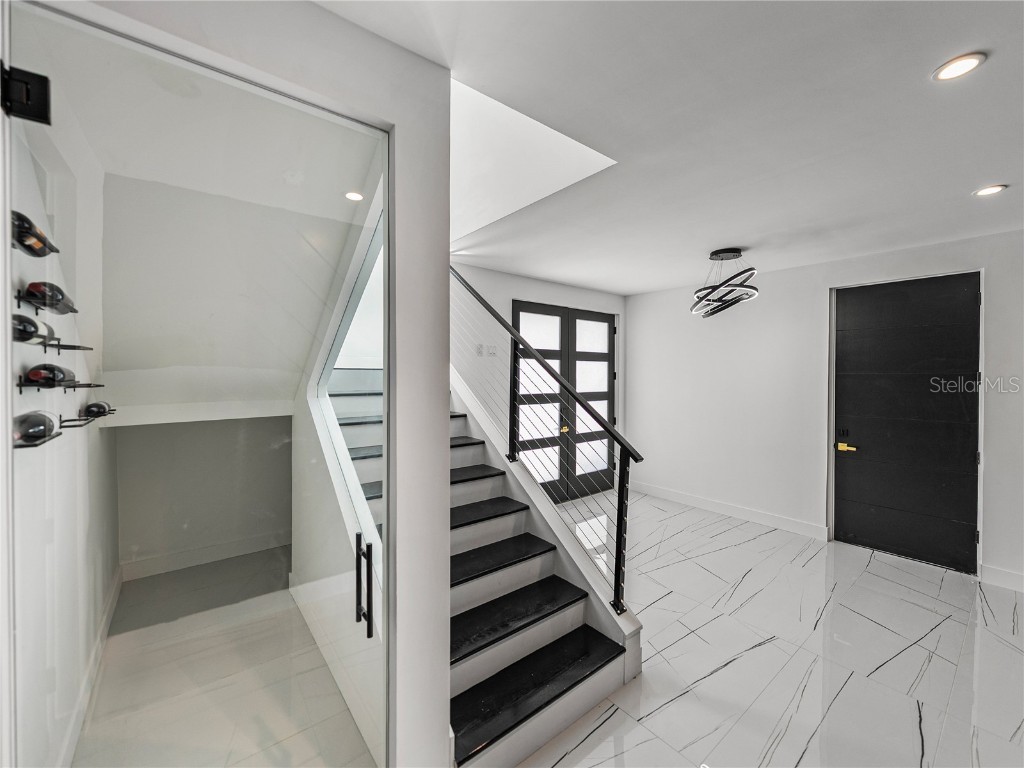 1037 79th Street S Saint Petersburg FL 33707 GC531303 image18