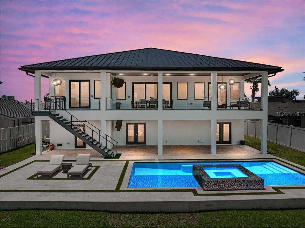 1037 79th Street S Saint Petersburg FL 33707 GC531303 image2