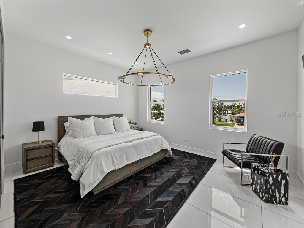 1037 79th Street S Saint Petersburg FL 33707 GC531303 image38