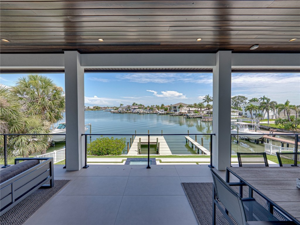 1037 79th Street S Saint Petersburg FL 33707 GC531303 image55