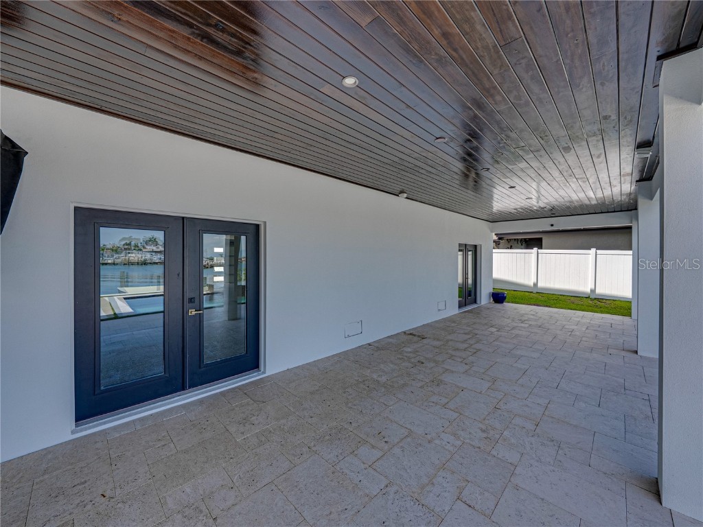 1037 79th Street S Saint Petersburg FL 33707 GC531303 image58