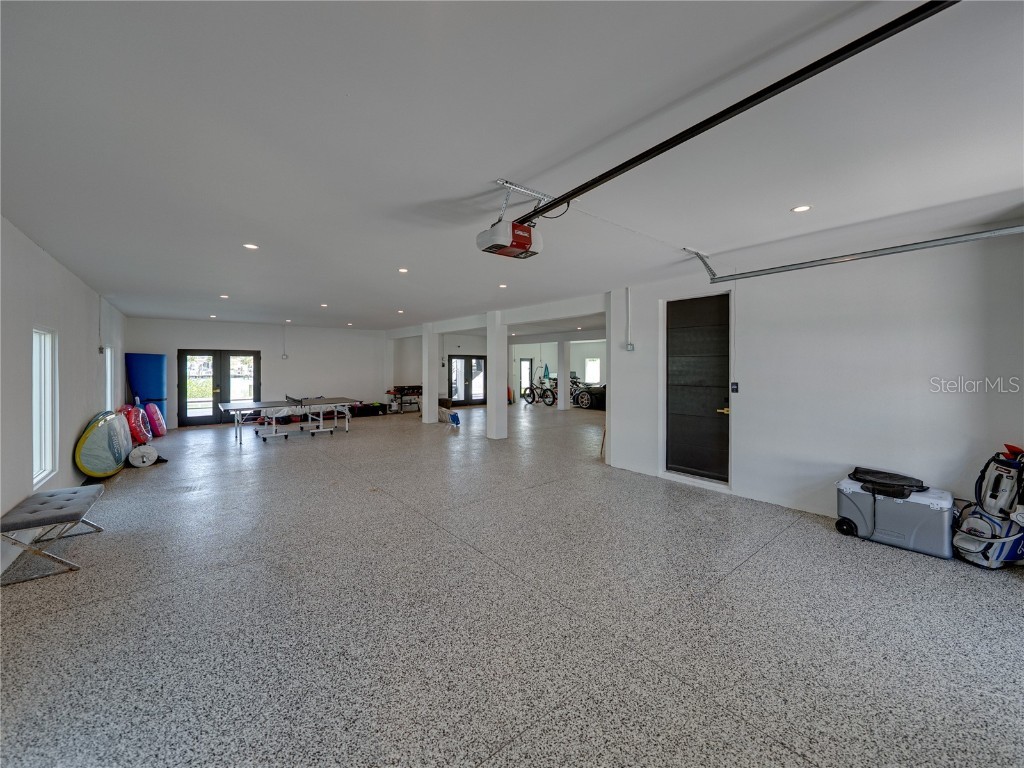 1037 79th Street S Saint Petersburg FL 33707 GC531303 image67