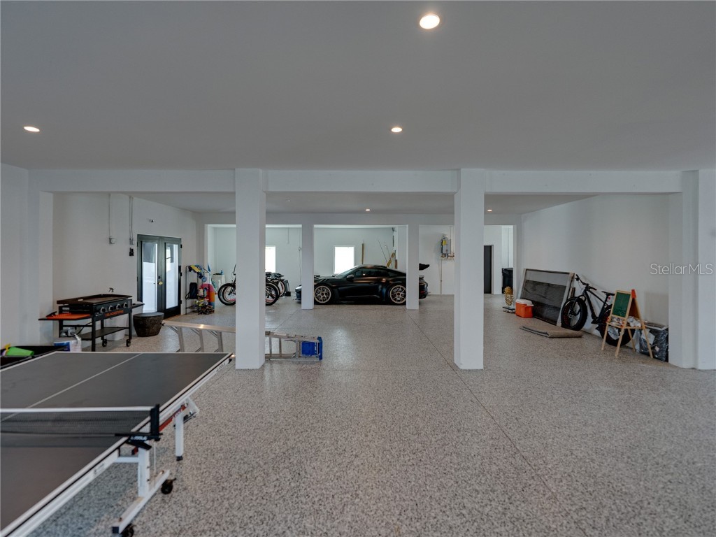 1037 79th Street S Saint Petersburg FL 33707 GC531303 image68