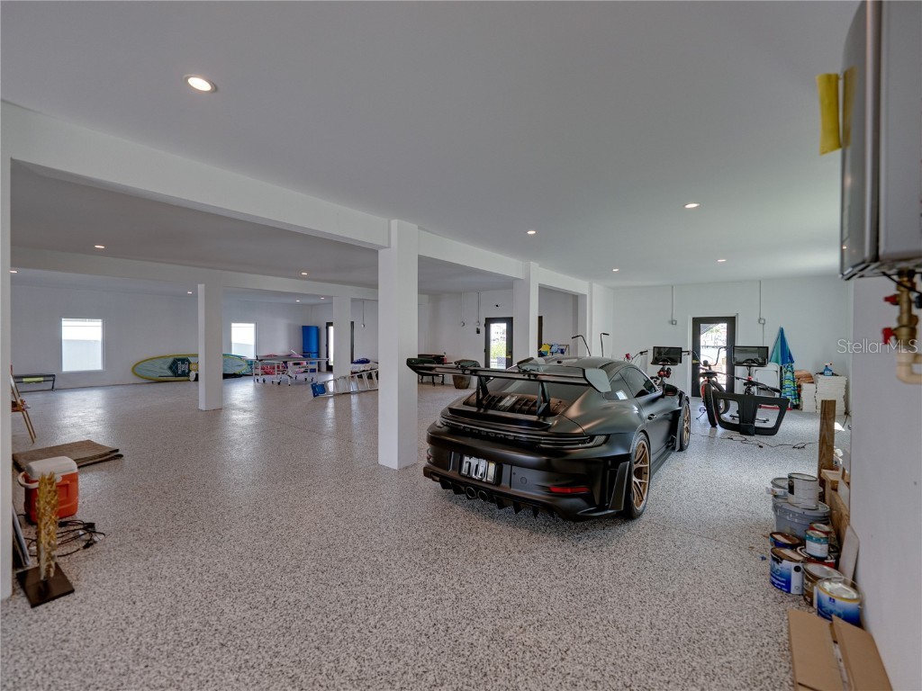 1037 79th Street S Saint Petersburg FL 33707 GC531303 image69