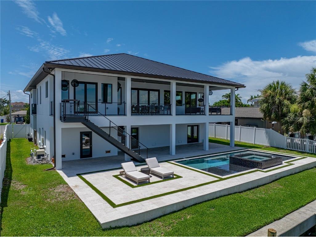 1037 79th Street S Saint Petersburg FL 33707 GC531303 image9