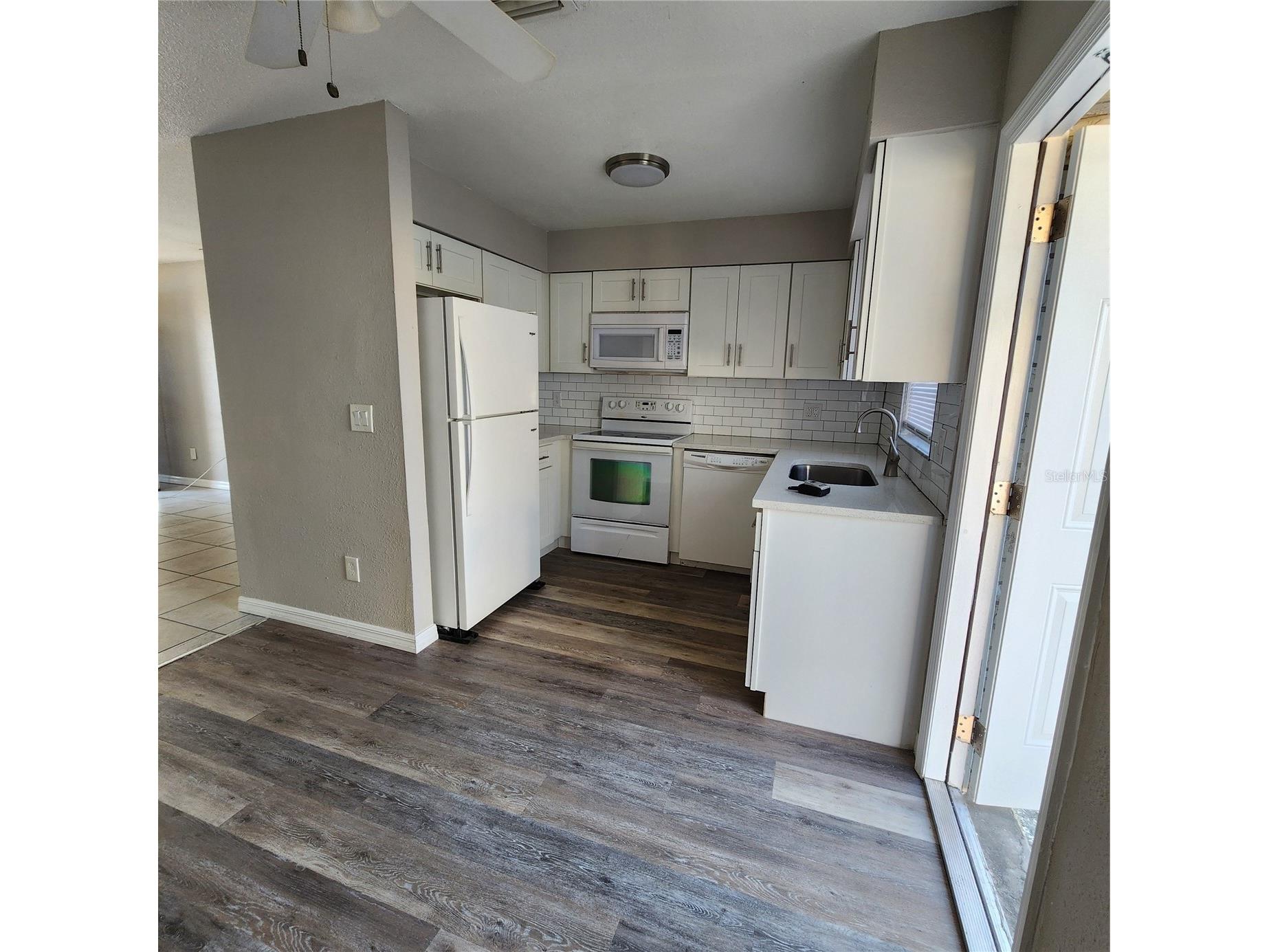 1037 Apollo Beach Boulevard #D Apollo Beach FL 33572 TB8474190 image17