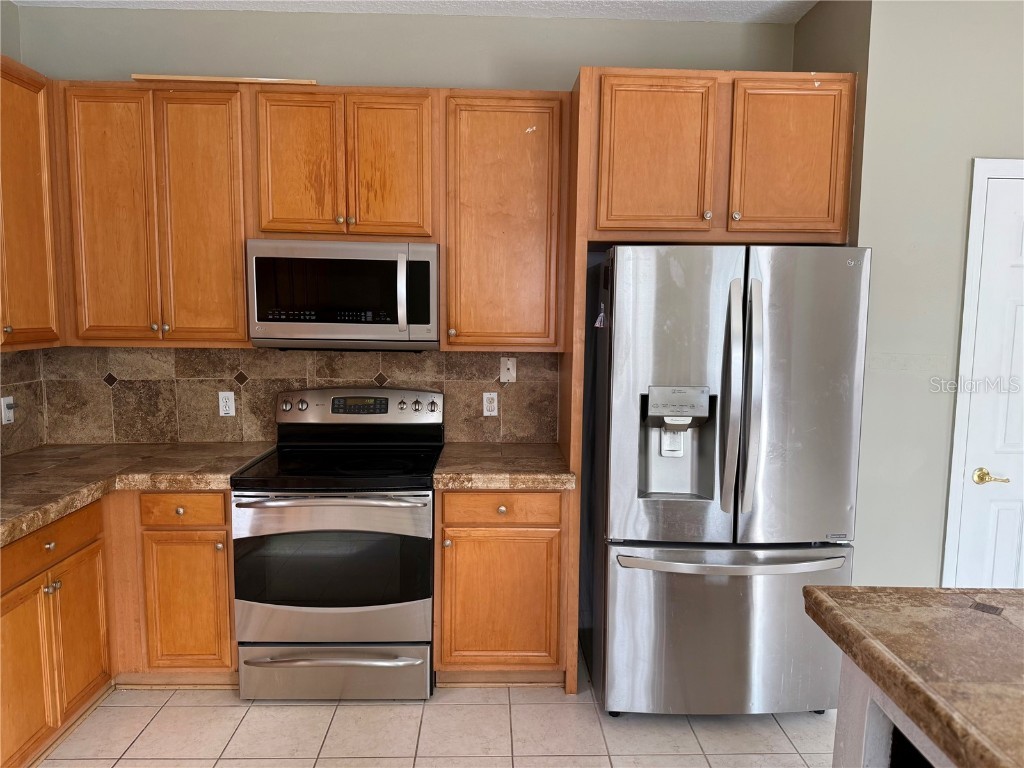 1037 Berkeley Drive Kissimmee FL 34744 O6326356 image7