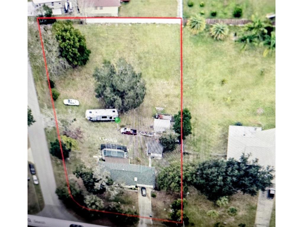 1037 Collins Avenue Orange City FL 32763 V4944901 image3