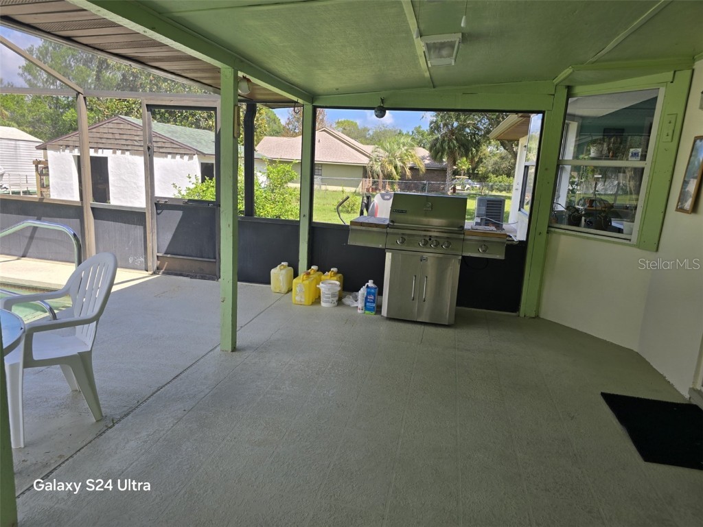 1037 Collins Avenue Orange City FL 32763 V4944901 image33