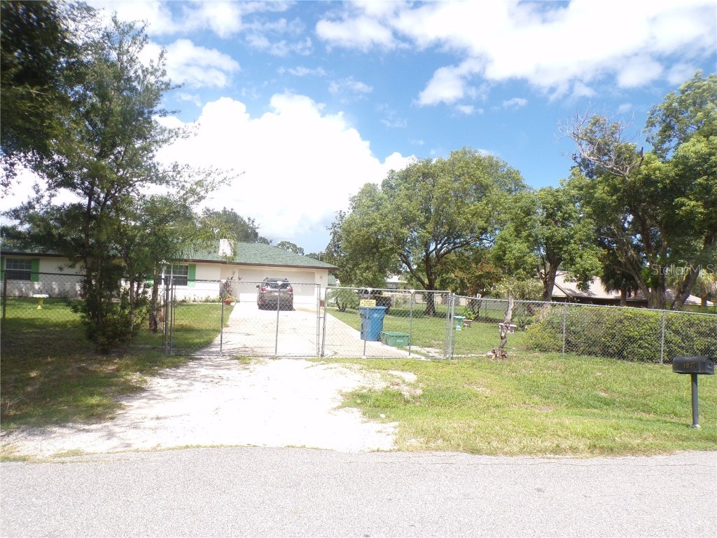 1037 Collins Avenue Orange City FL 32763 V4944901 image4