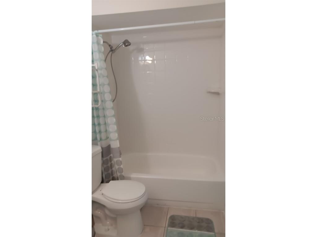 1037 Collins Avenue Orange City FL 32763 V4944901 image46