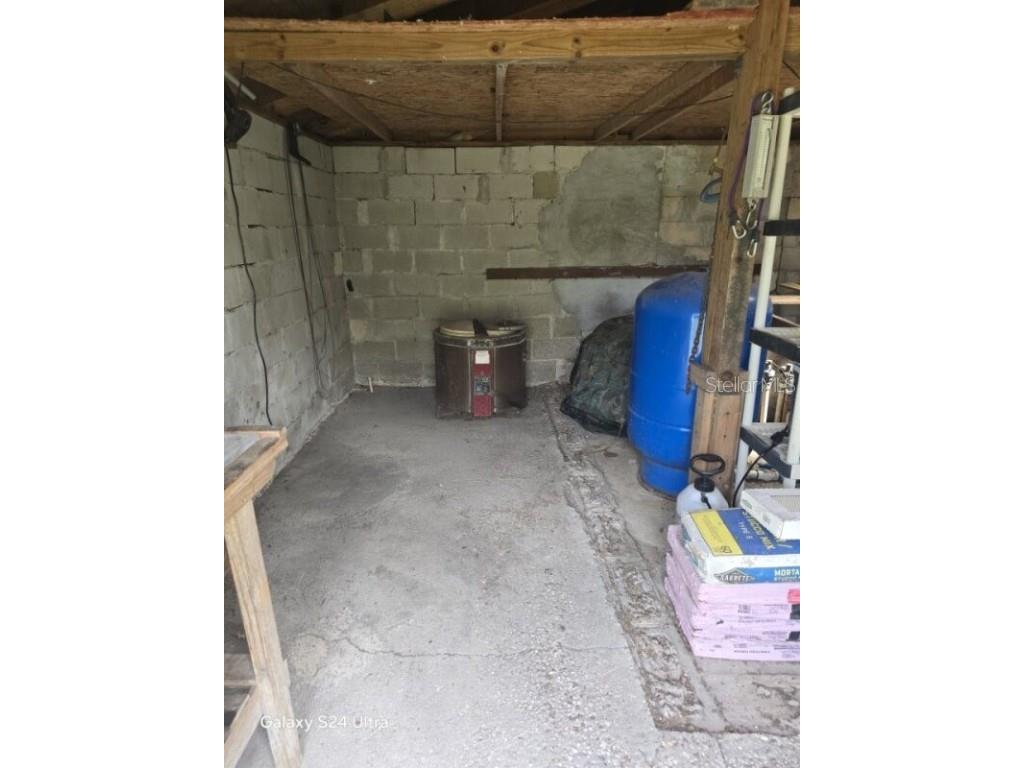 1037 Collins Avenue Orange City FL 32763 V4944901 image50