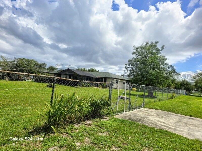 1037 Collins Avenue Orange City FL 32763 V4944901 image60