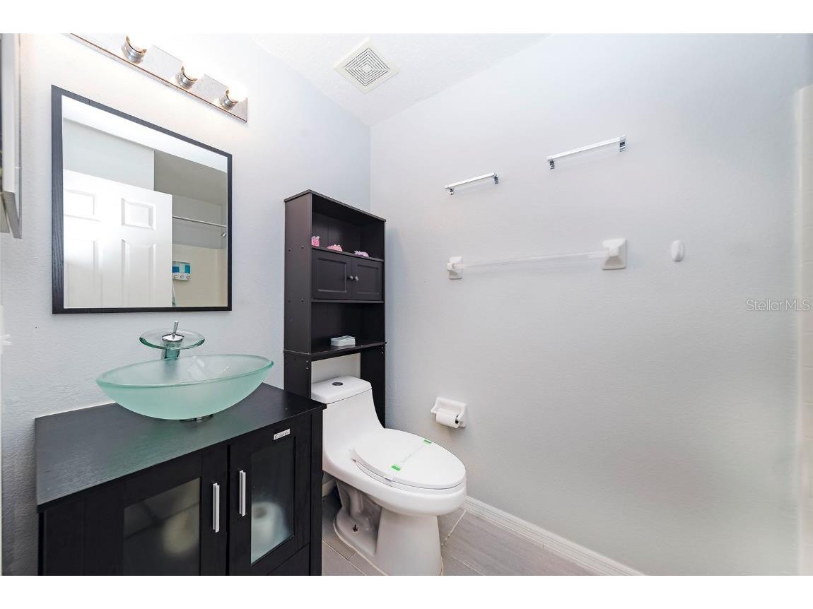 1037 Lake Berkley Drive Kissimmee FL 34746 O6334755 image21