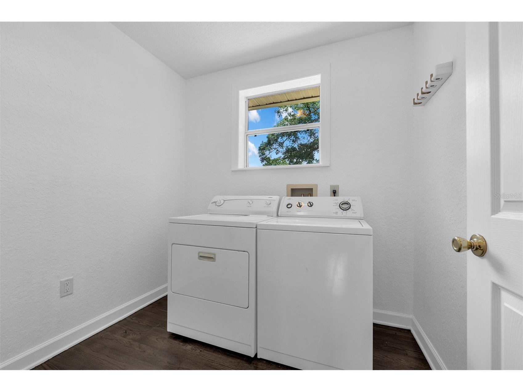 1037 N Shine Avenue Orlando FL 32803 O6413624 image24