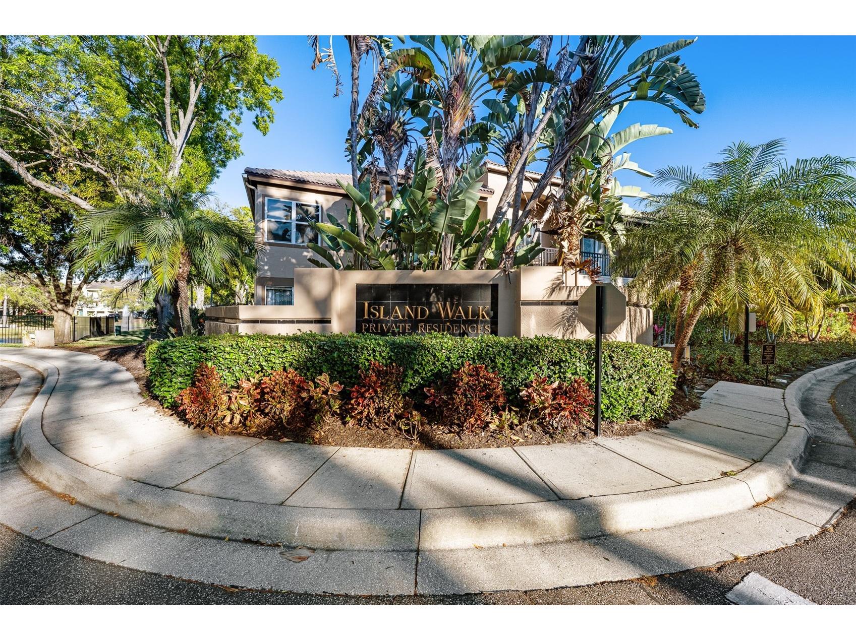1037 Normandy Trace Road Tampa FL 33602 - SPARKMAN CHANNEL TB8480434 image8