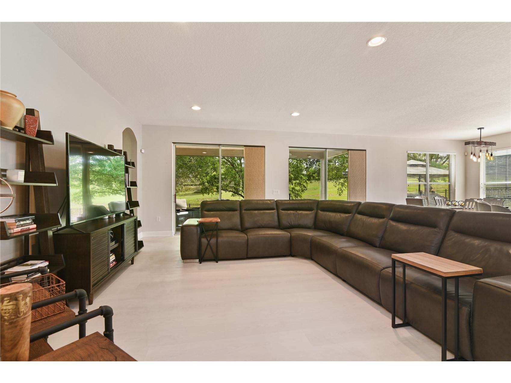 1037 Truffles Ct. Apopka FL 32712 O6389818 image16