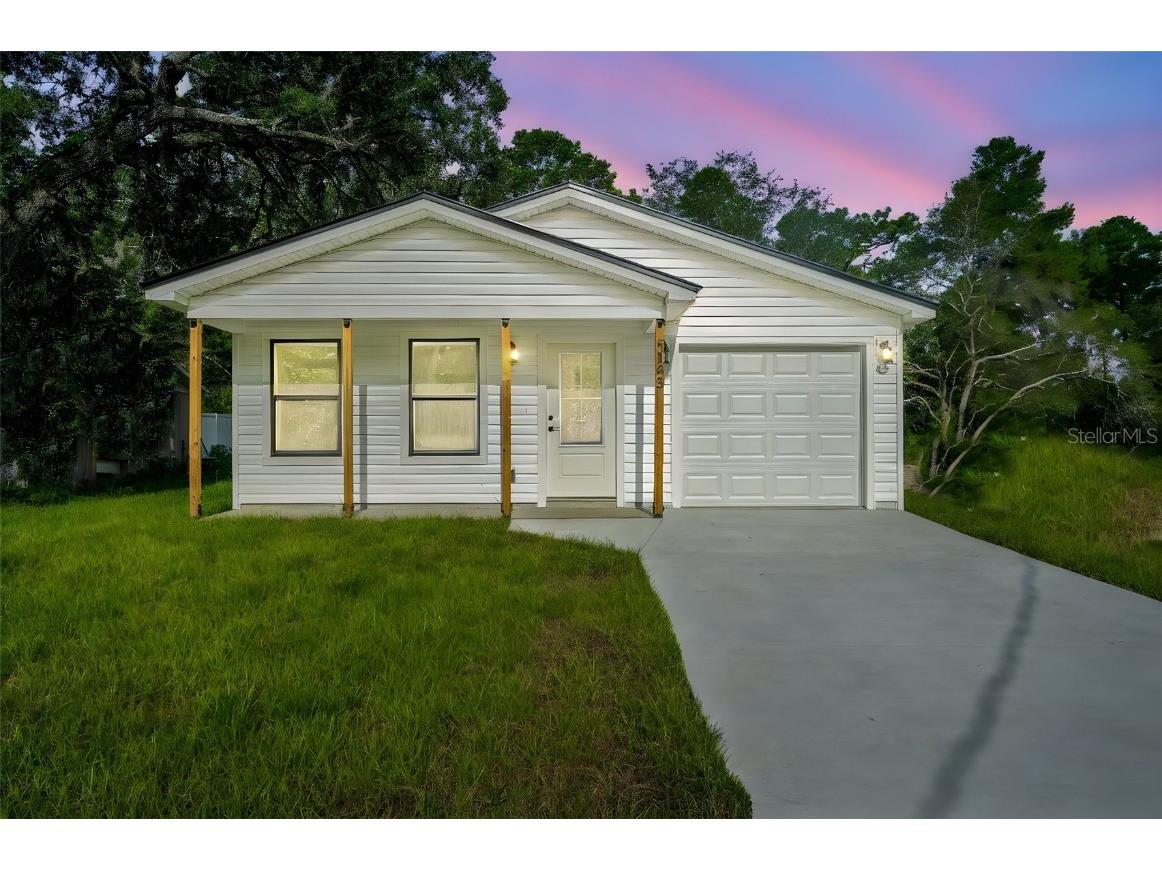 10370 Golden Avenue Weeki Wachee FL 34613 W7871465 image1