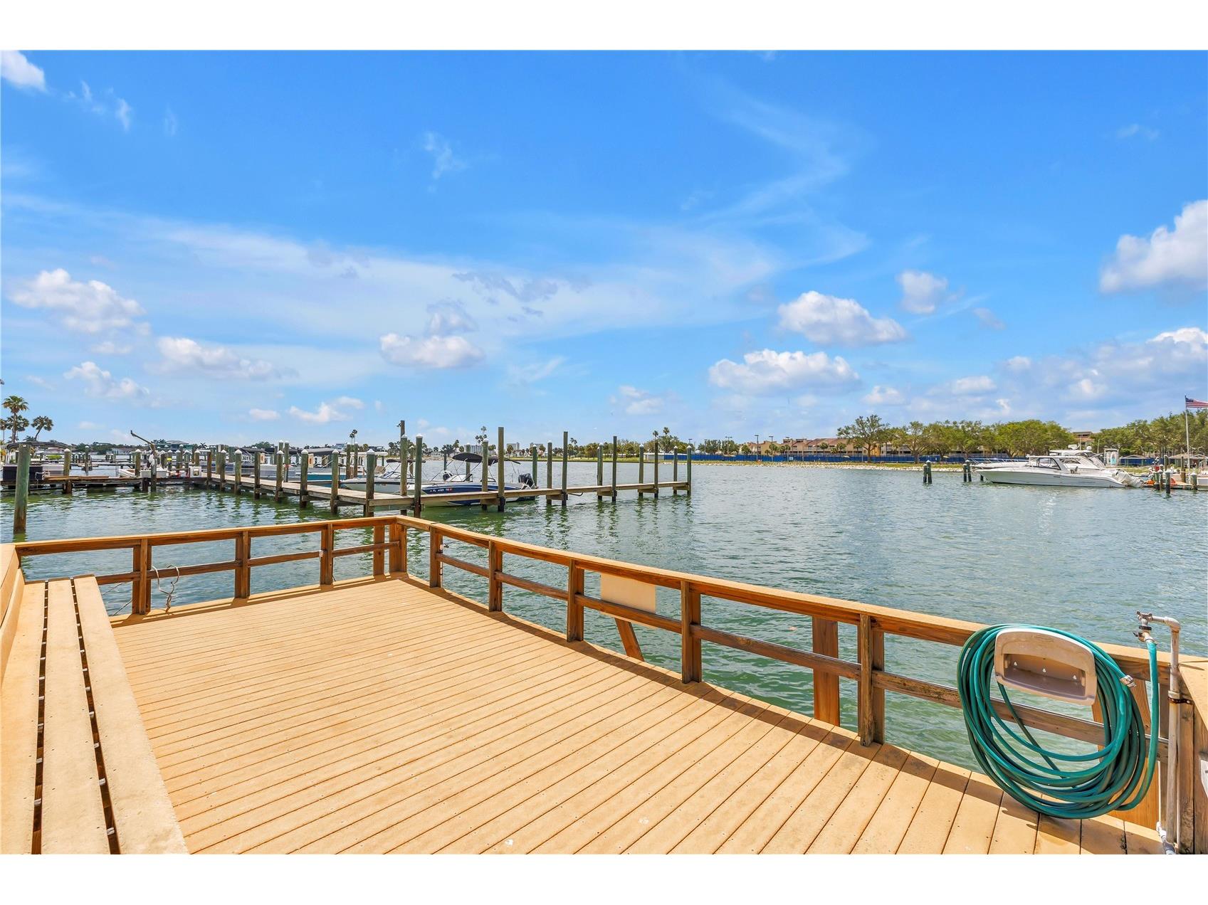 10375 Paradise Boulevard #51 Treasure Island FL 33706 TB8509713 image1