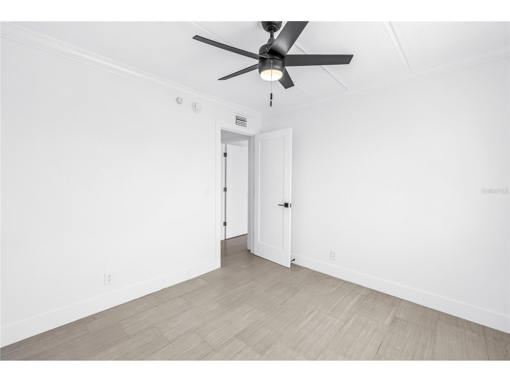 10375 Paradise Boulevard #51 Treasure Island FL 33706 TB8509713 image31