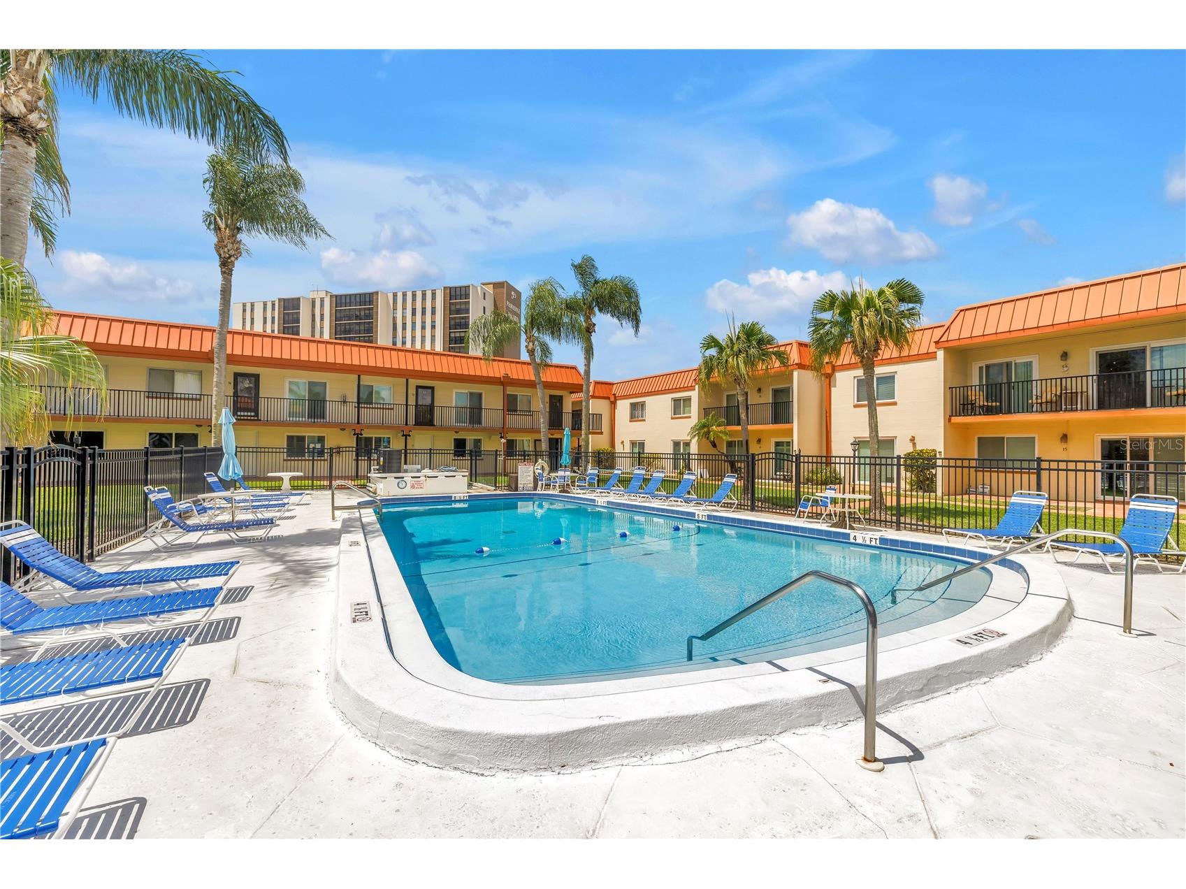 10375 Paradise Boulevard #51 Treasure Island FL 33706 TB8509713 image45