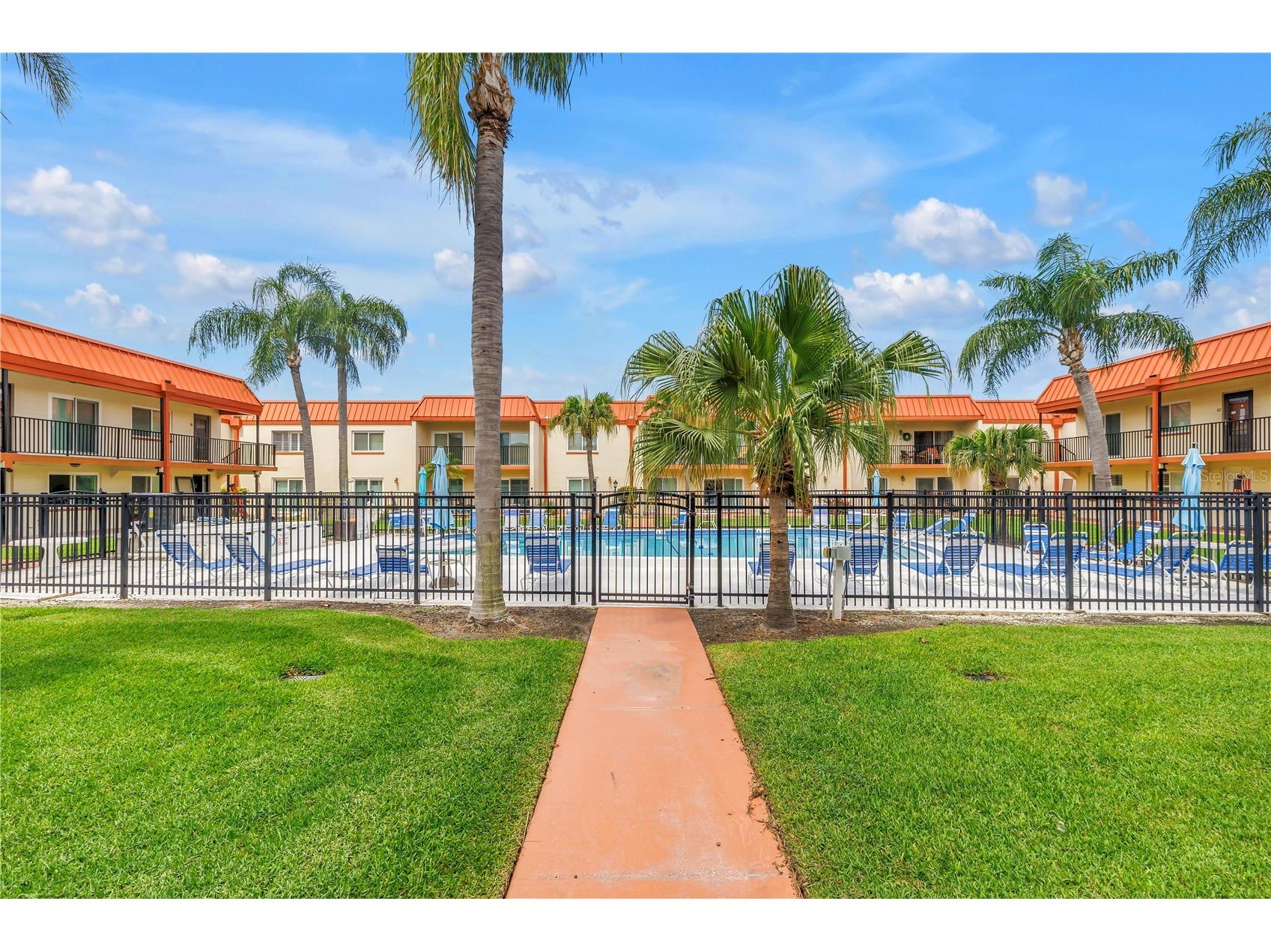 10375 Paradise Boulevard #51 Treasure Island FL 33706 TB8509713 image7