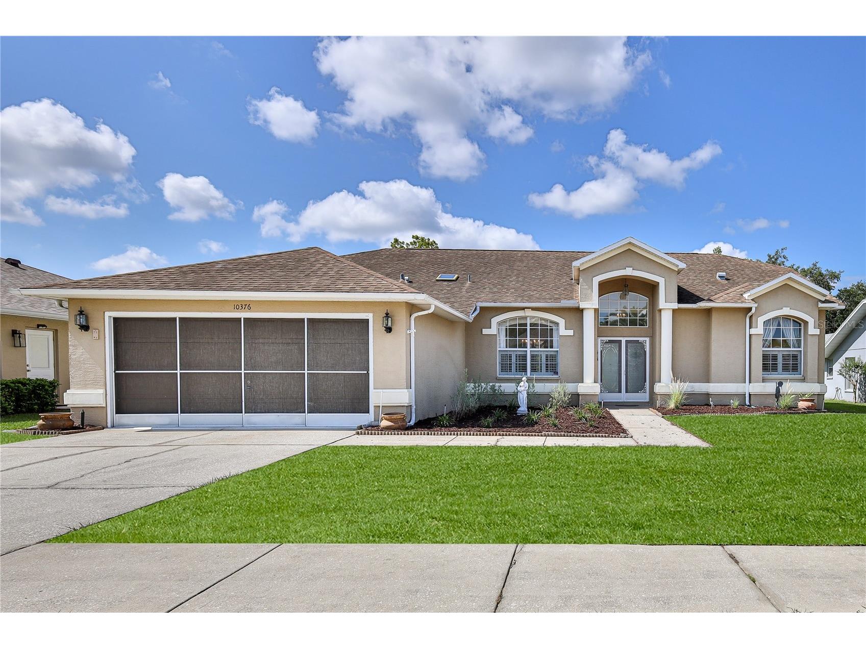 10376 Henderson Street Spring Hill FL 34608 W7887158 image1