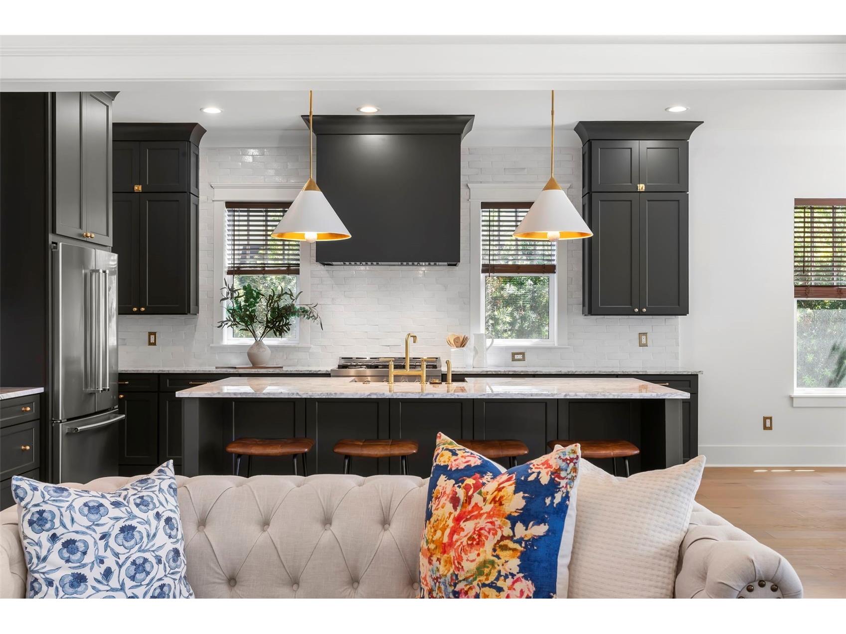 1038 26th Avenue N Saint Petersburg FL 33703 TB8494359 image14