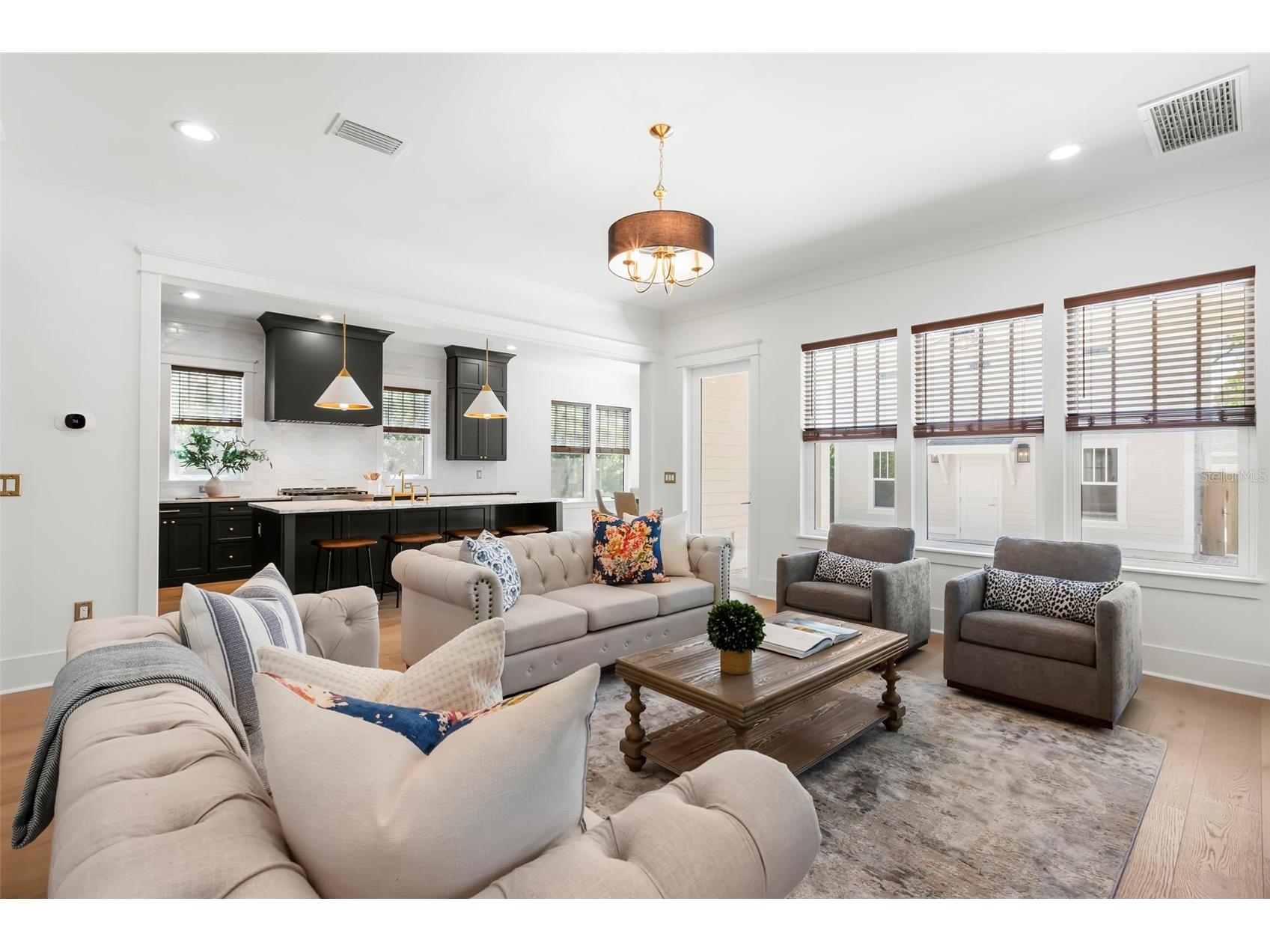 1038 26th Avenue N Saint Petersburg FL 33703 TB8494359 image15