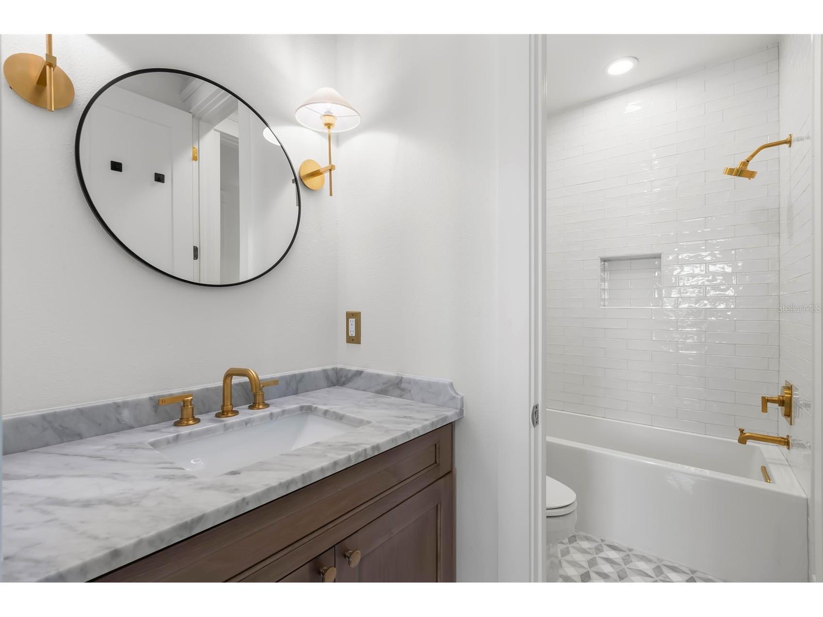 1038 26th Avenue N Saint Petersburg FL 33703 TB8494359 image39