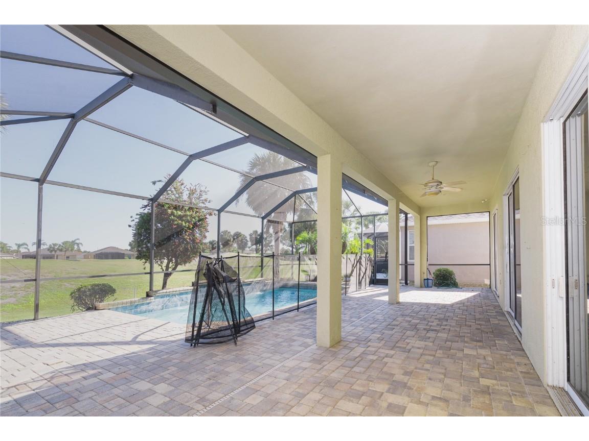 1038 Emerald Dunes Drive Sun City Center FL 33573 TB8367199 image11