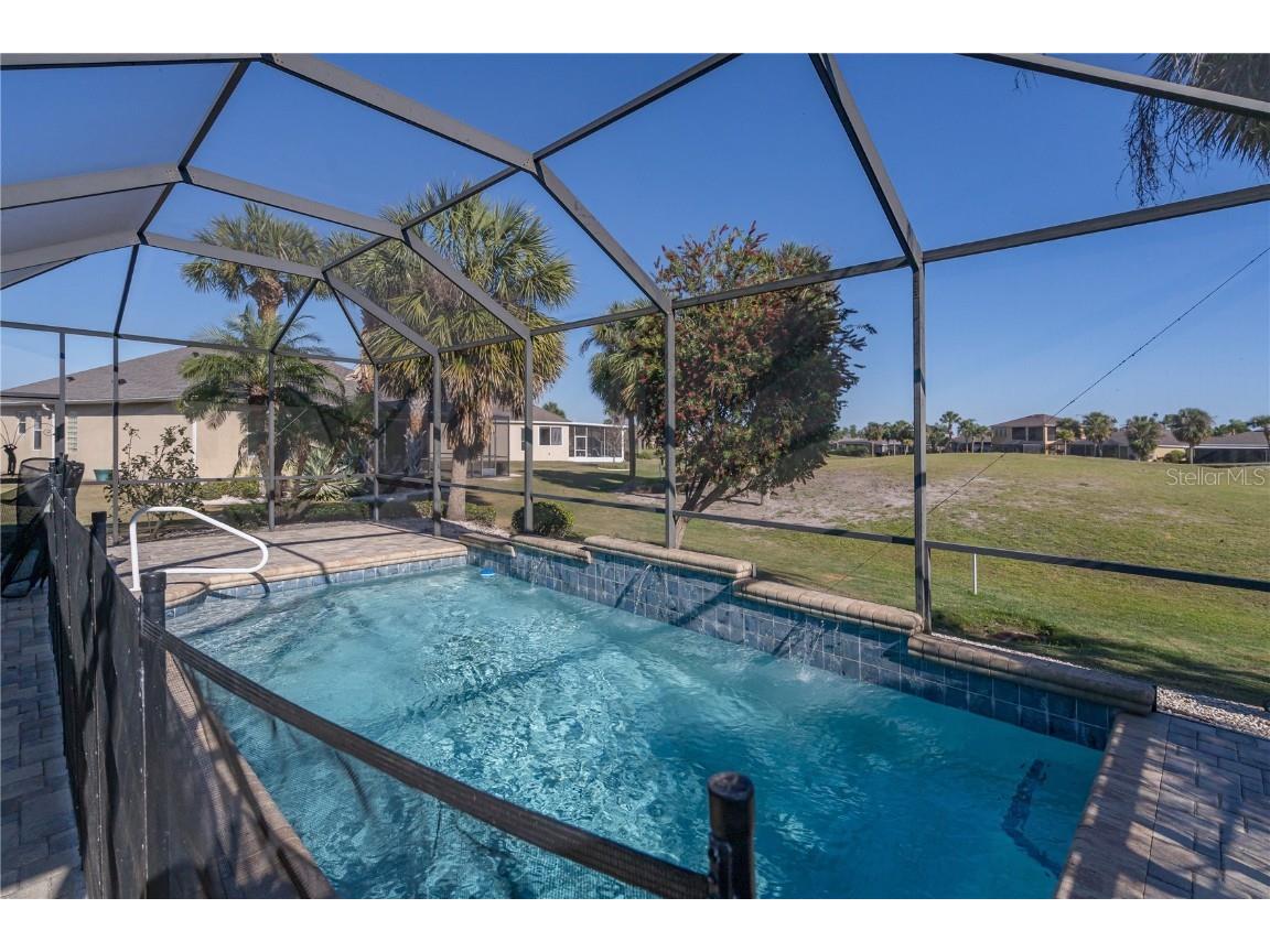 1038 Emerald Dunes Drive Sun City Center FL 33573 TB8367199 image8