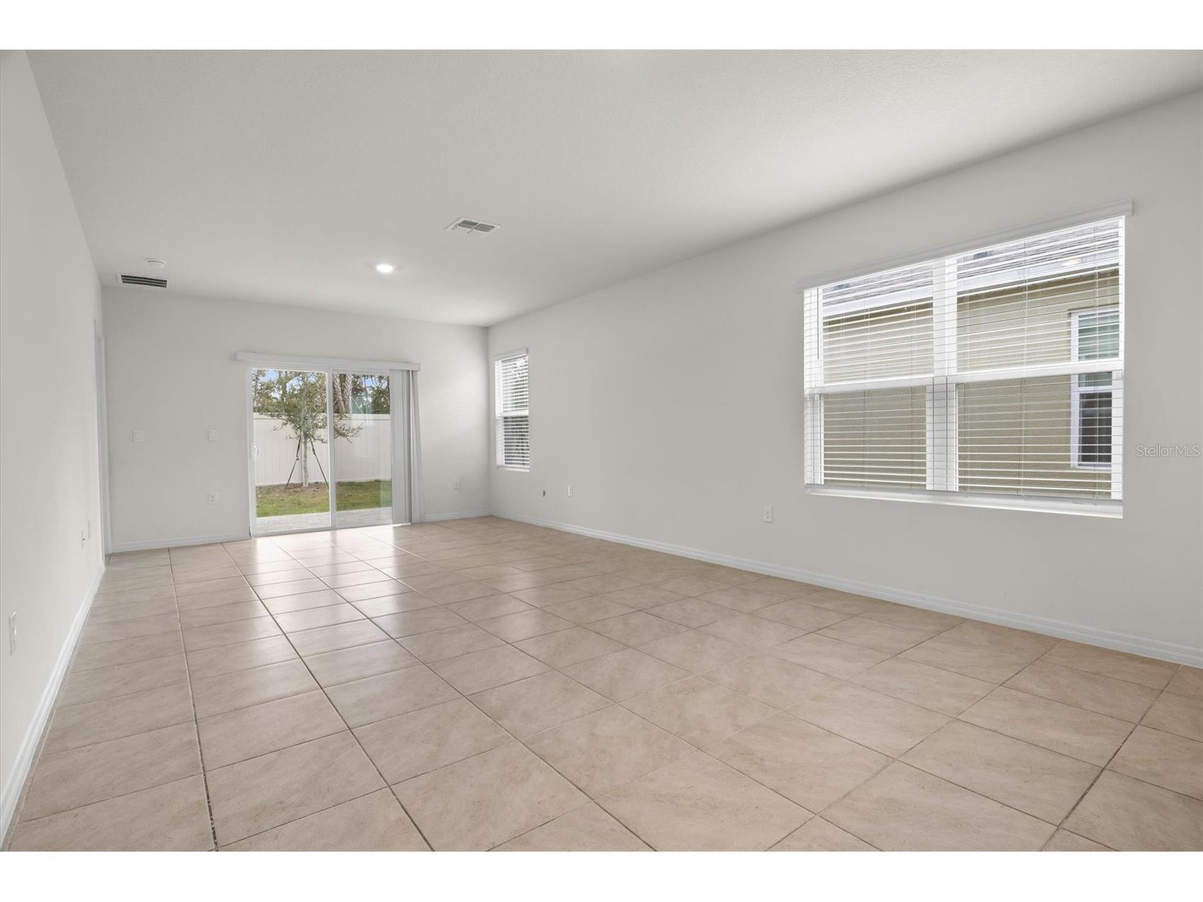 1038 Victoria Parc Avenue Orange City FL 32763 O6391815 image8