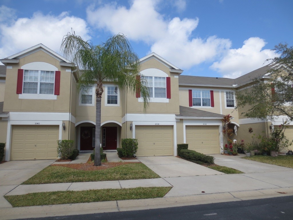 1038 Vista Cay Court Brandon FL 33511 TB8450517 image1