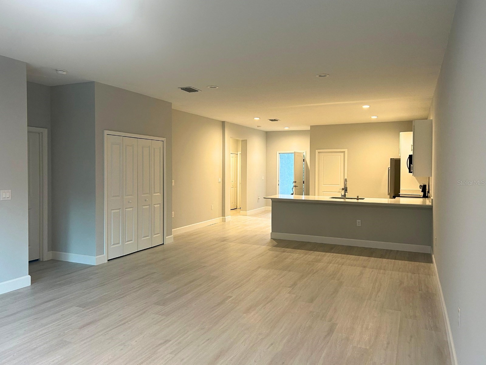 10385 Port Everglades Street Port Charlotte FL 33981 D6147534 image4