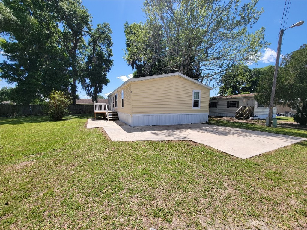 10386 SE 52nd Court #1 Belleview FL 34420 OM675871 image1
