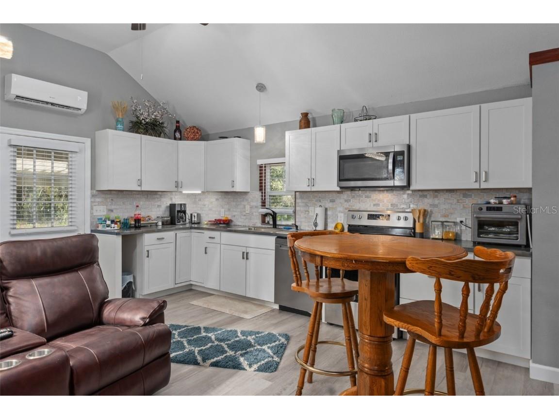 10388 S Suncoast Boulevard Homosassa FL 34446 W7877818 image5