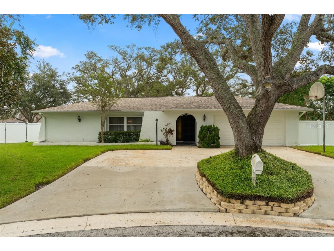 10389 Bay Hills Drive Largo FL 33774 TB8427282 image1