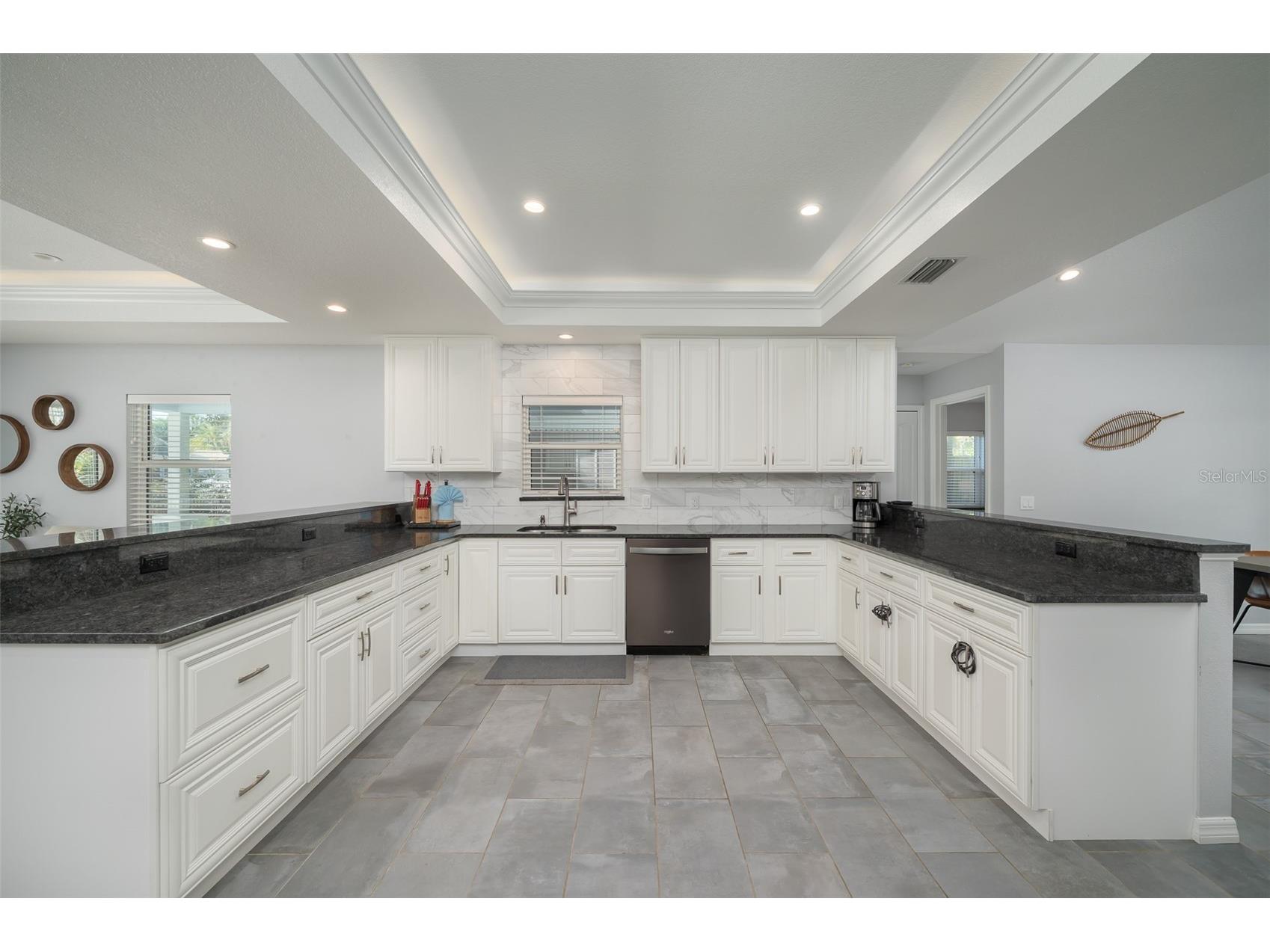 1039 23rd Street Sarasota FL 34234 A4686390 image7