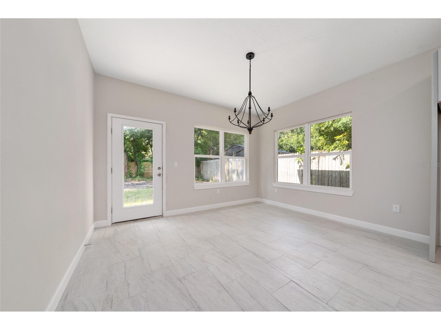 1039 37th Street Orlando FL 32805 O6407020 image11